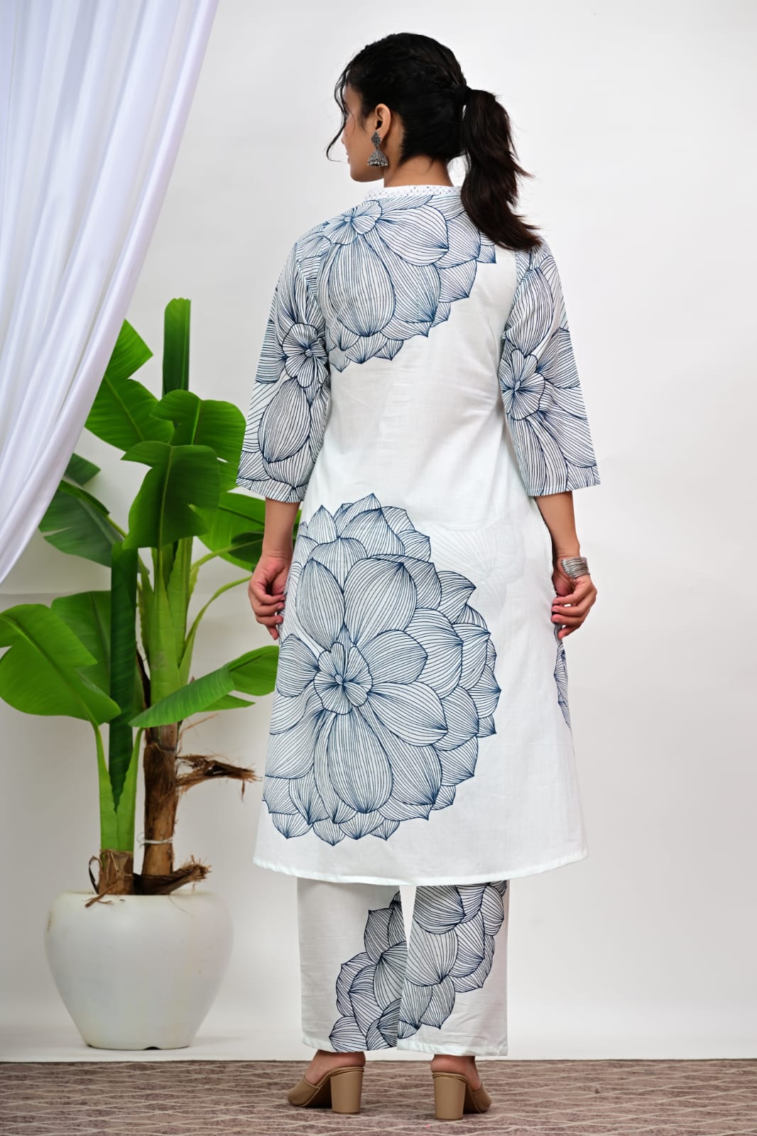 White Floral Printed Cotton Kurta Pant Set for Women