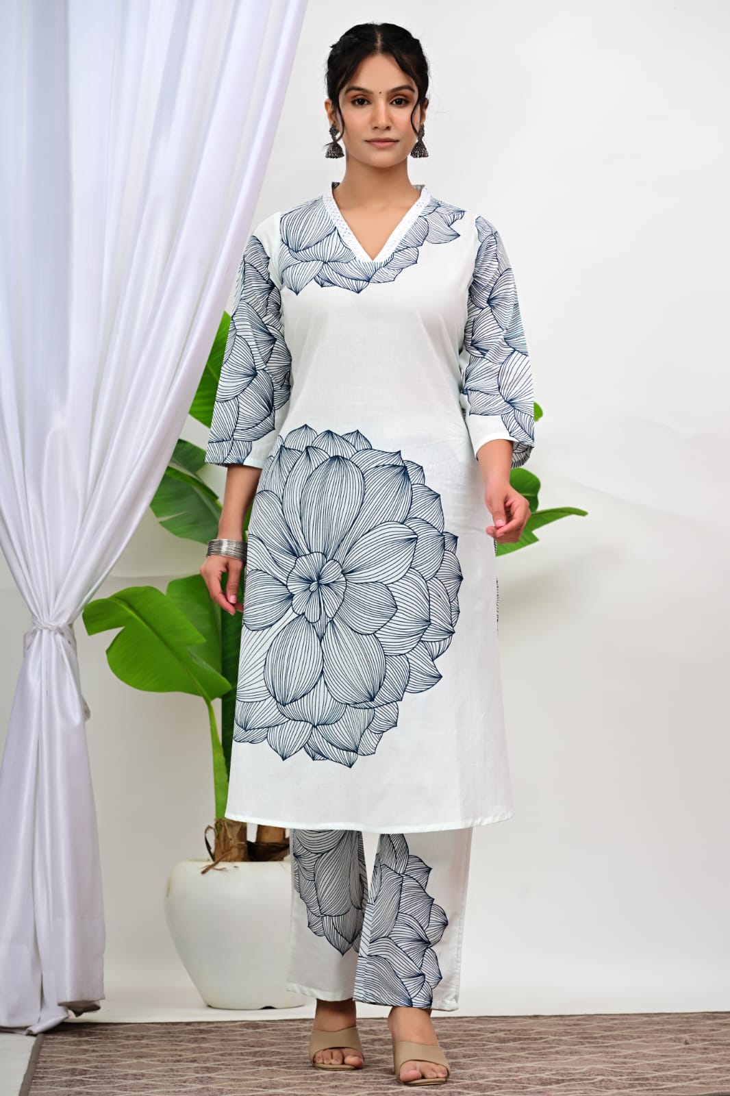 White Floral Printed Cotton Kurta Pant Set for Women