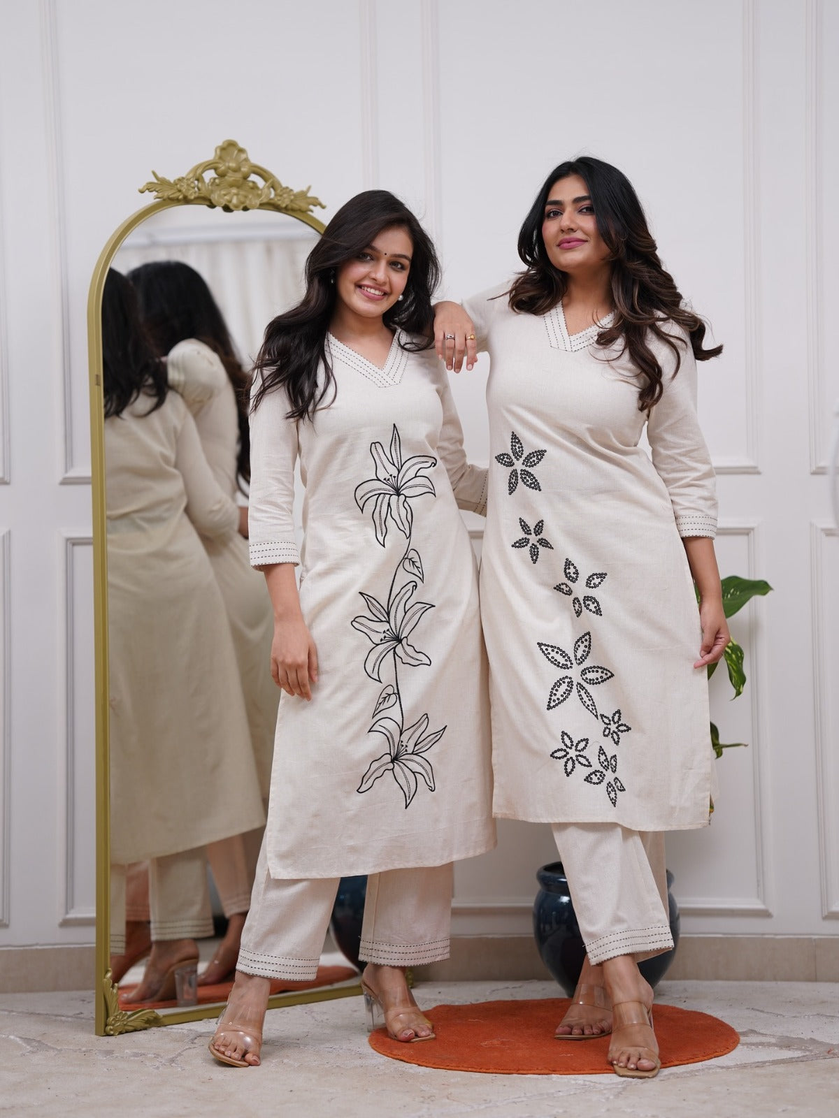 Cream Kurta Set With Black Starburst Embroidery