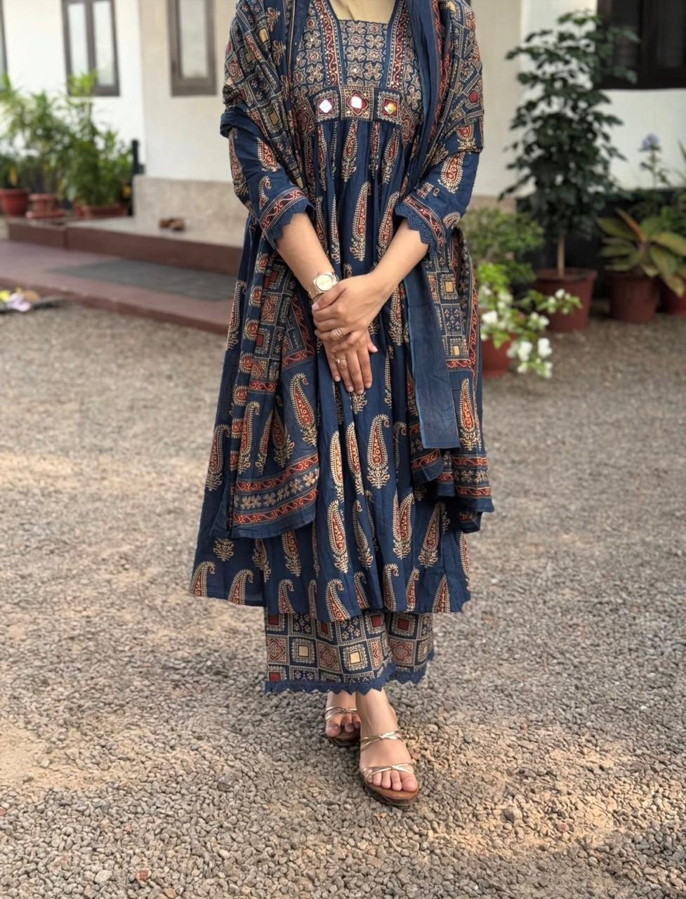 Elegant Navy Blue Ethnic Kurta Palazzo Set with Printed Dupatta