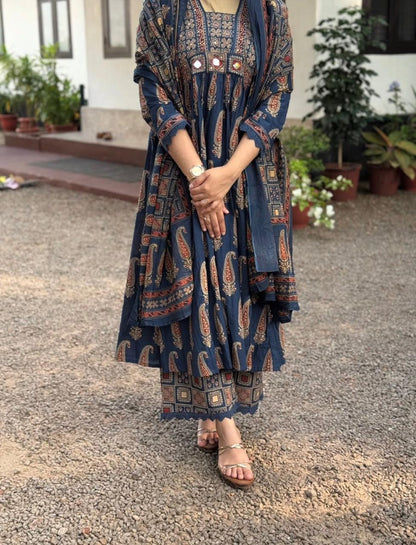 Elegant Navy Blue Ethnic Kurta Palazzo Set with Printed Dupatta